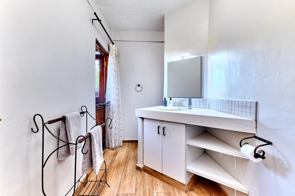 Nyala View Lodge living area